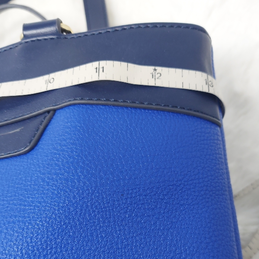 Tommy Hilfiger Royal Blue Tote Bag with Matching Wallet - Picture 9 of 9